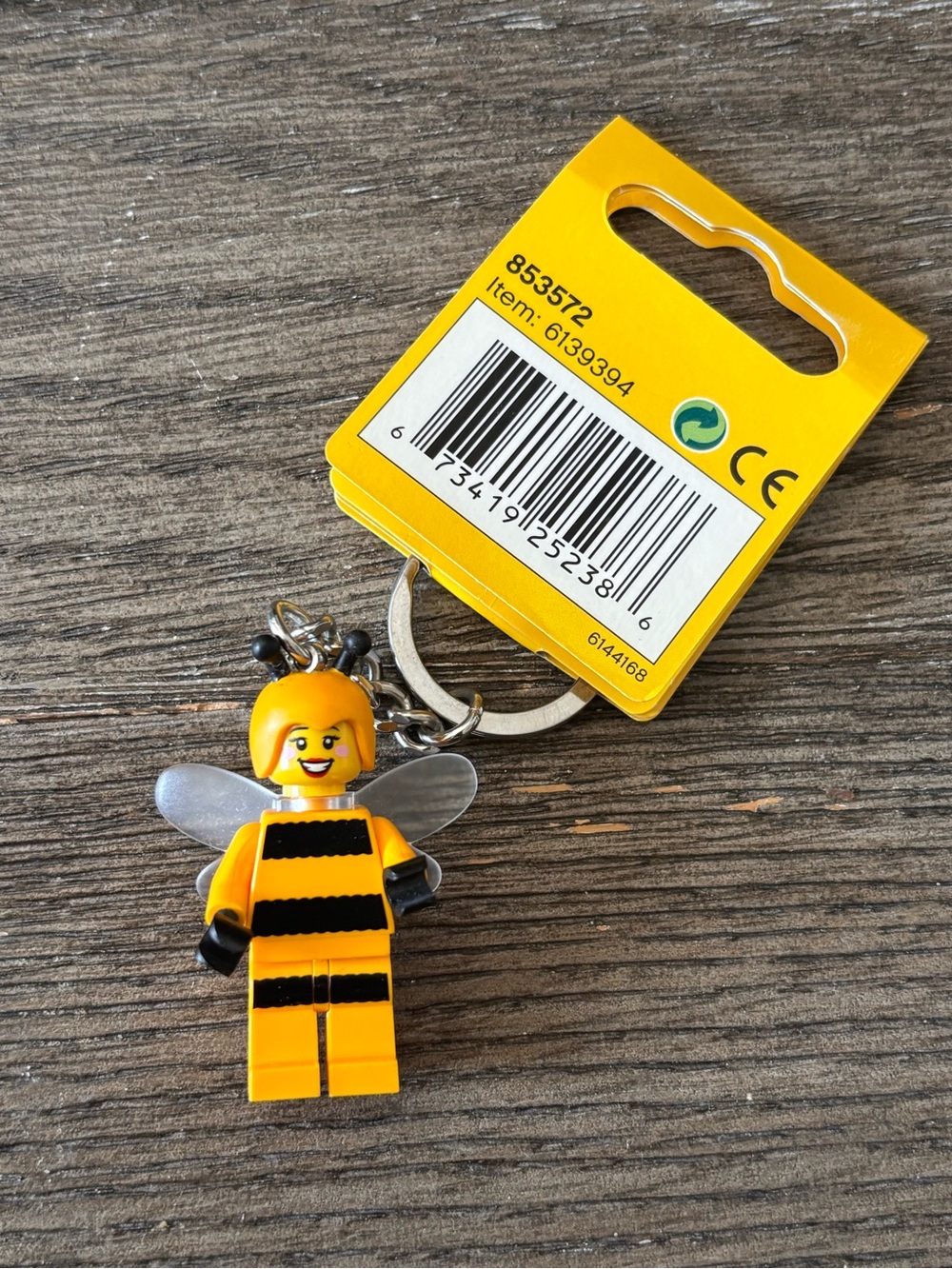 RETIRED 2016 LEGO 🐝 Bumble Bee Girl Minifigure Keychain NWT - Picture 2 of 5